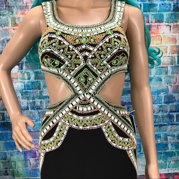 SHERRI HILL Beautiful Beaded Gown! #50297 - Picture 4 of 8